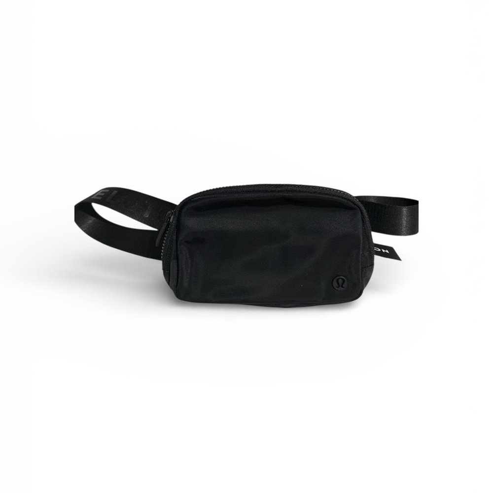 LULULEMON X PELOTON *NWT* Everywhere Belt Bag Black